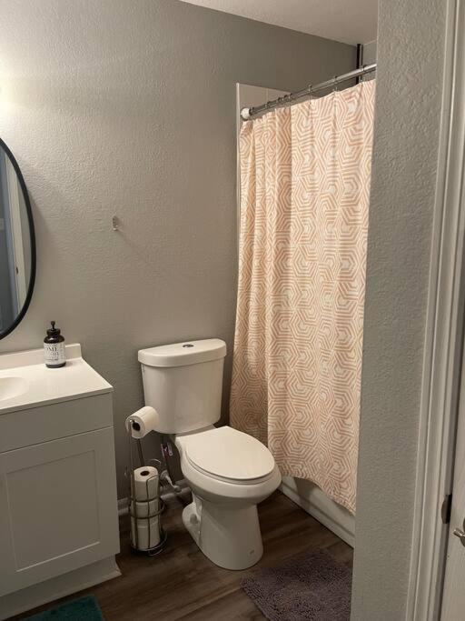 The Irene - 2 Bedroom Apt In Quilt Town, Usa Hamilton Zewnętrze zdjęcie